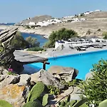 Estia House *